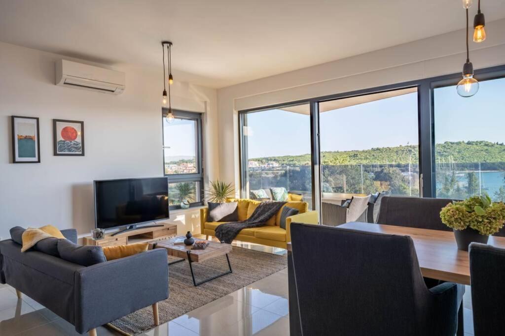 Apartment Emarin Баньоле Екстериор снимка